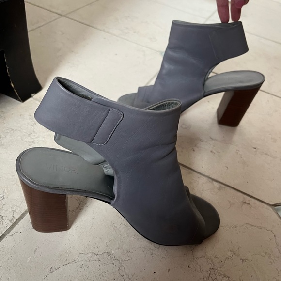 Vince booties - Picture 3 of 3